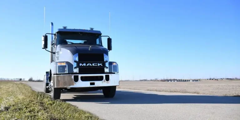 mack-truck